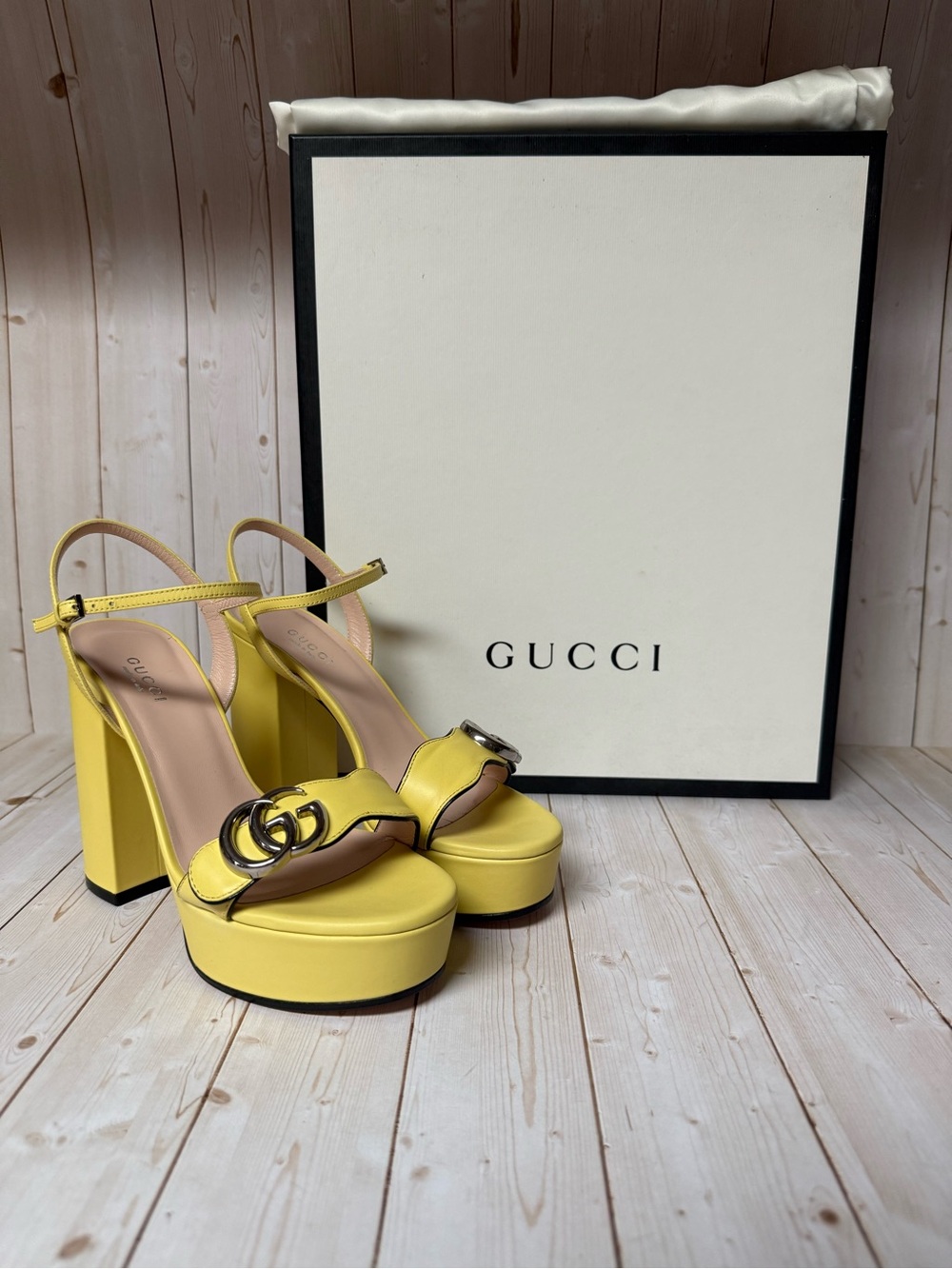 Gucci GG Marmont Leather Platform Sandal Banana Yellow Sz 36.5 / 6.5